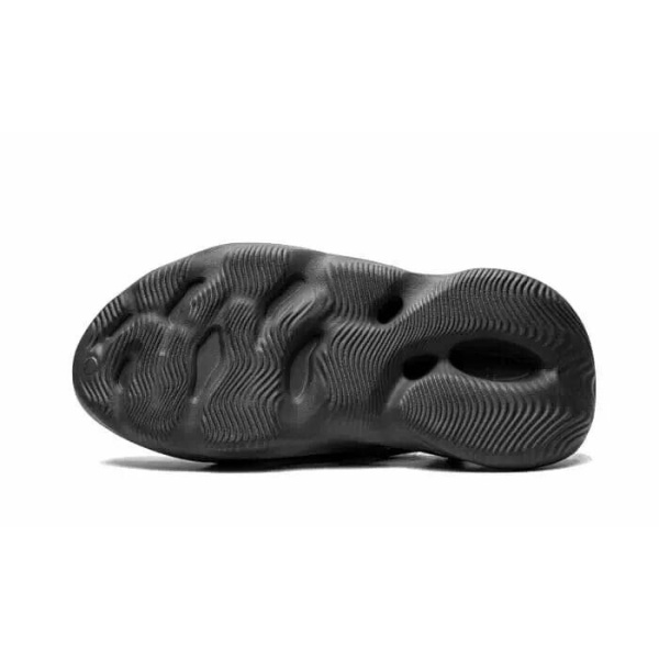 Adidas YEEZY Foam Runner Onyx – Image 4